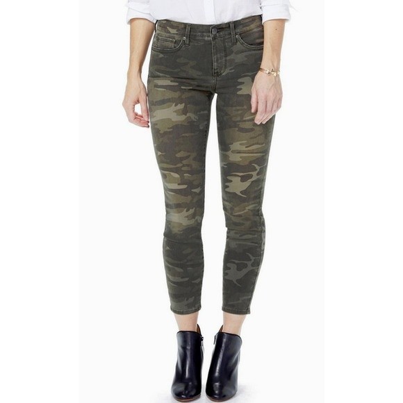 Cropped High Rise Distressed Camo Kreek Jeans